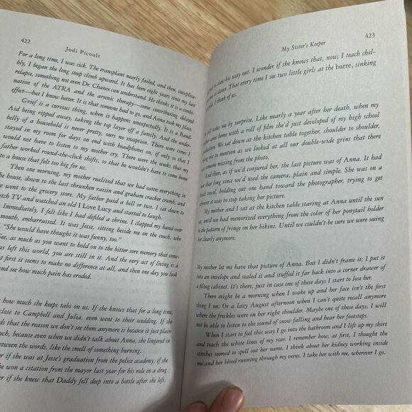 “My Sister’s Keeper” By Jodi Picoult, Paperback, #1 New York Times Bestselling - Picture 9 of 12